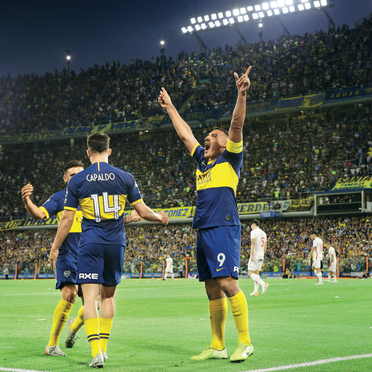 TL_1912_SP_AR_0035-Boca-Juniors-Buenos-Aires.tif (1).png